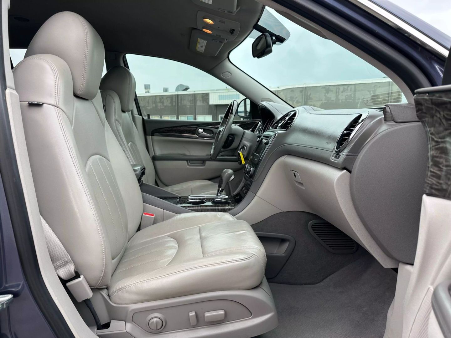 2014 Buick Enclave - Image 24