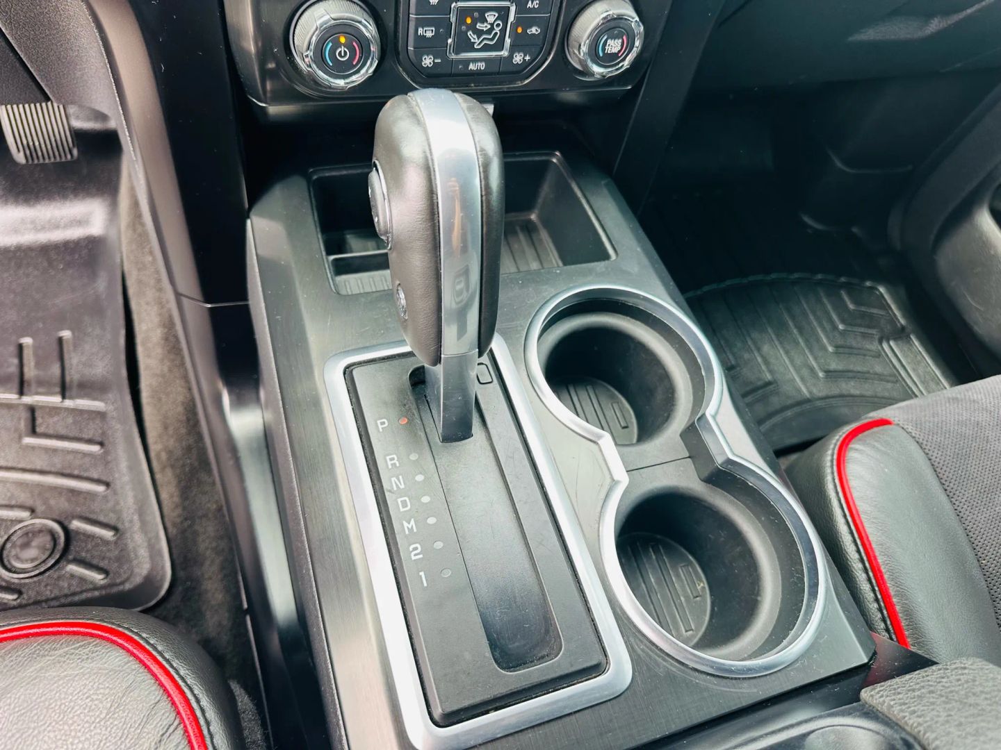 2013 Ford F150 Supercrew Cab - Image 21