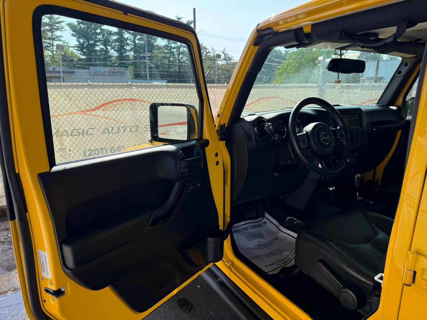 2015 Jeep Wrangler - Image 14