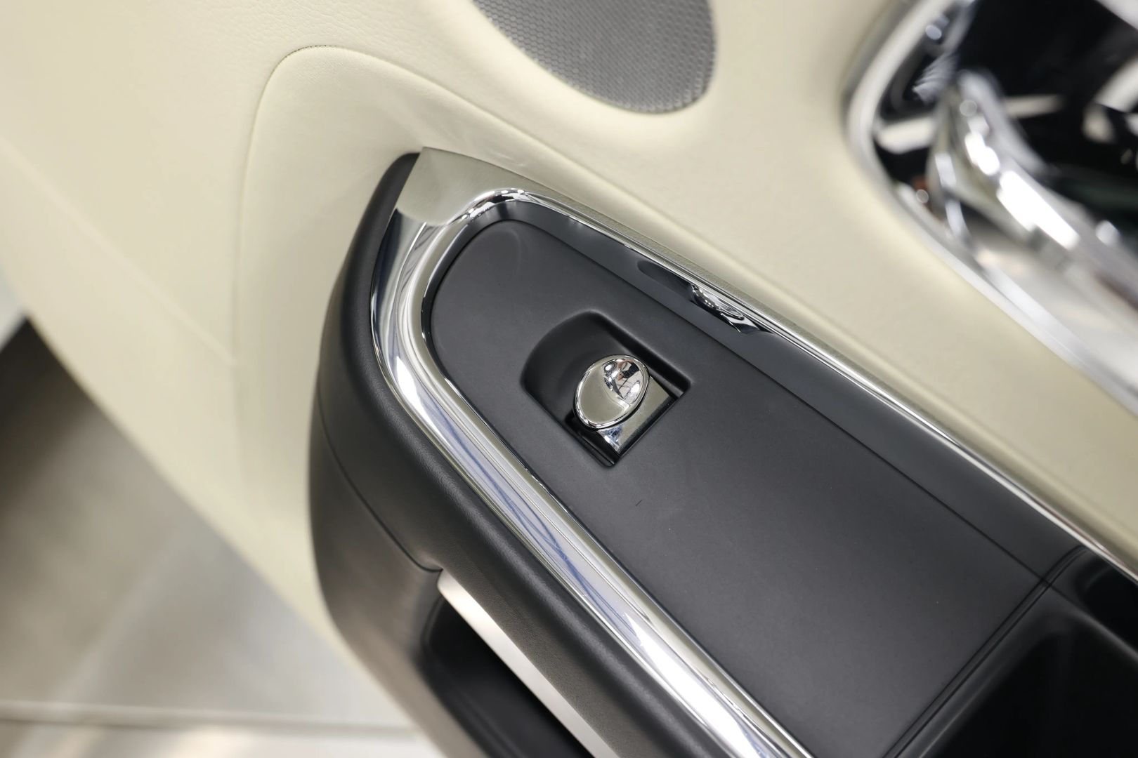 2016 Rolls-royce Ghost - Image 87