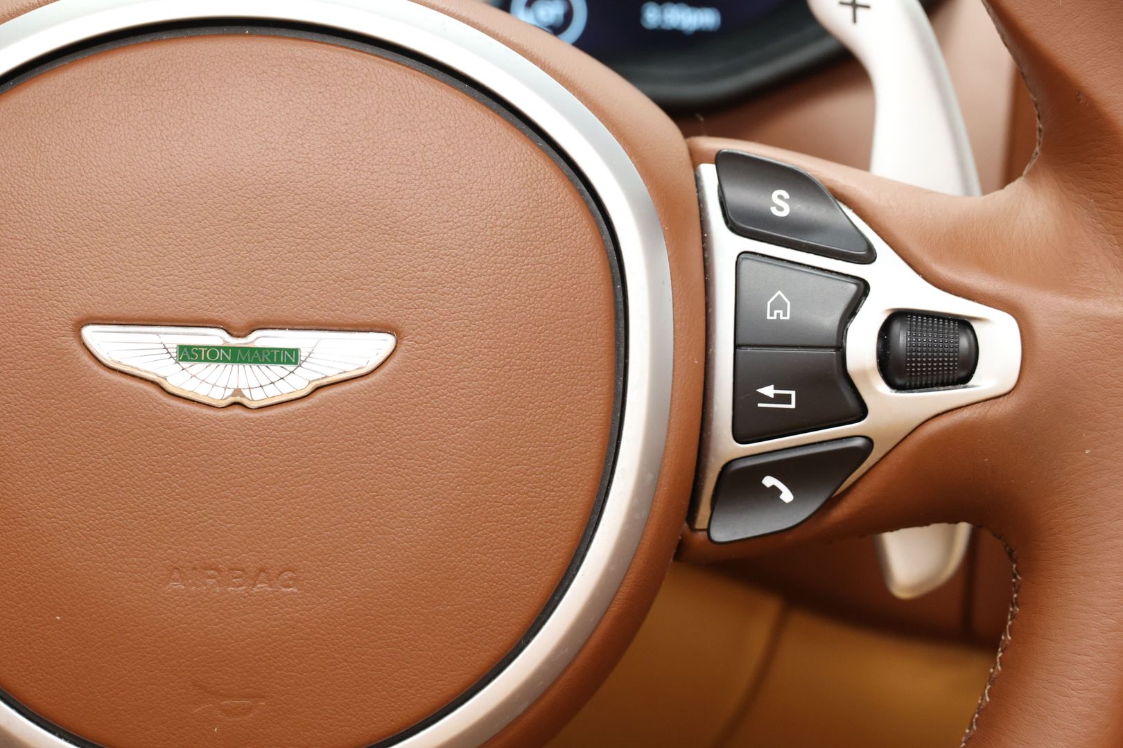 2019 Aston Martin Db11 - Image 30