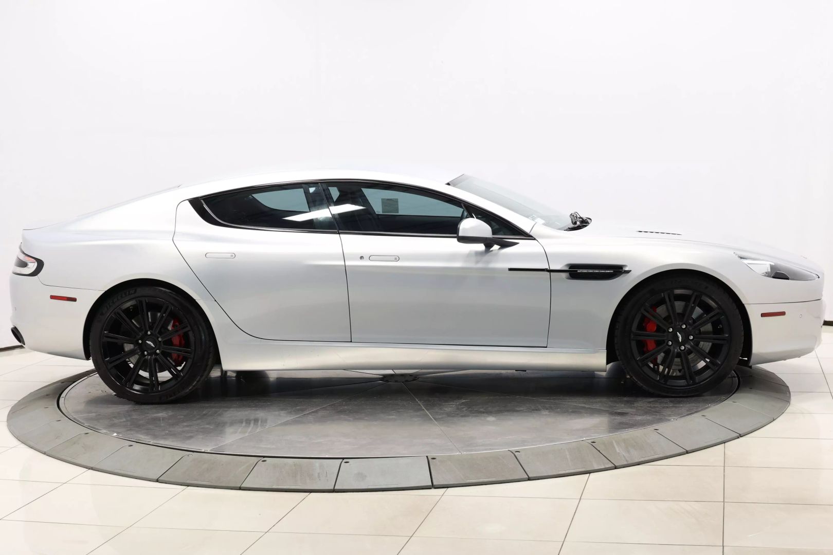 2011 Aston Martin Rapide - Image 63