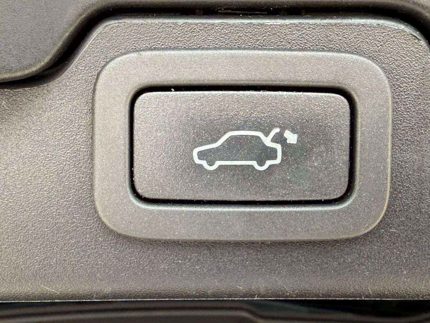 2016 Land Rover Range Rover Evoque - Image 16