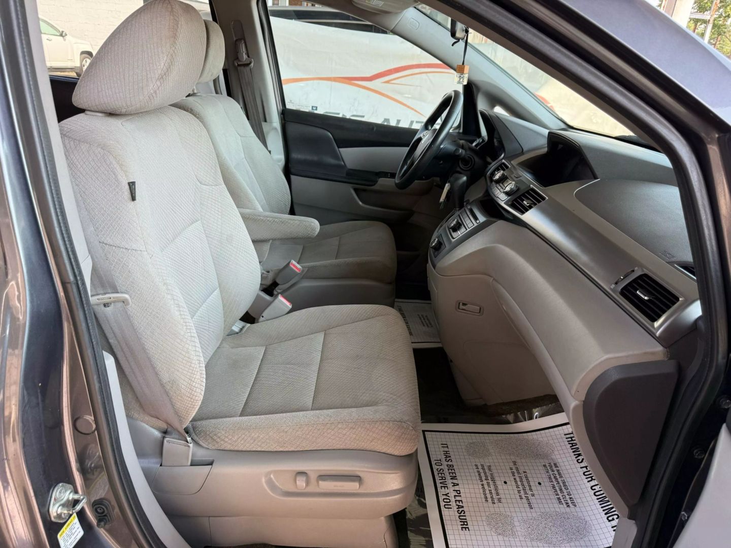 2017 Honda Odyssey - Image 22