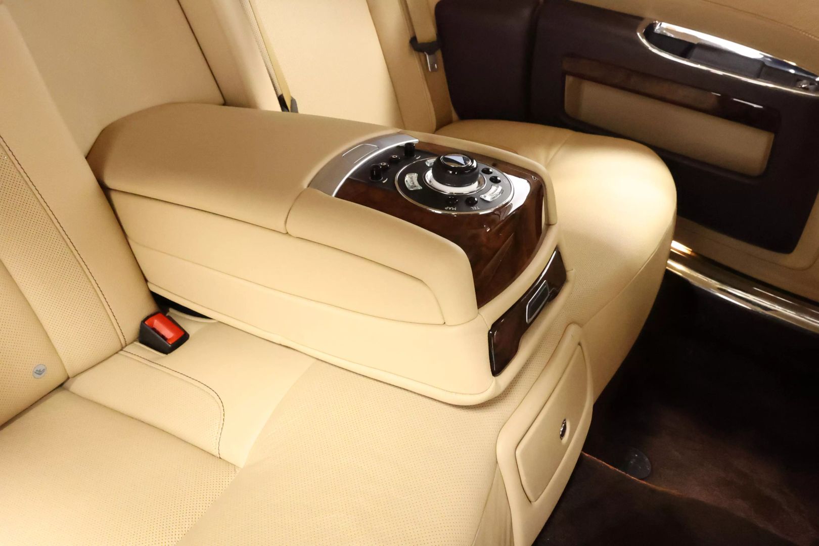 2013 Rolls-royce Ghost - Image 75
