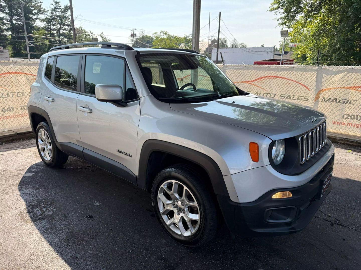 2016 Jeep Renegade - Image 7