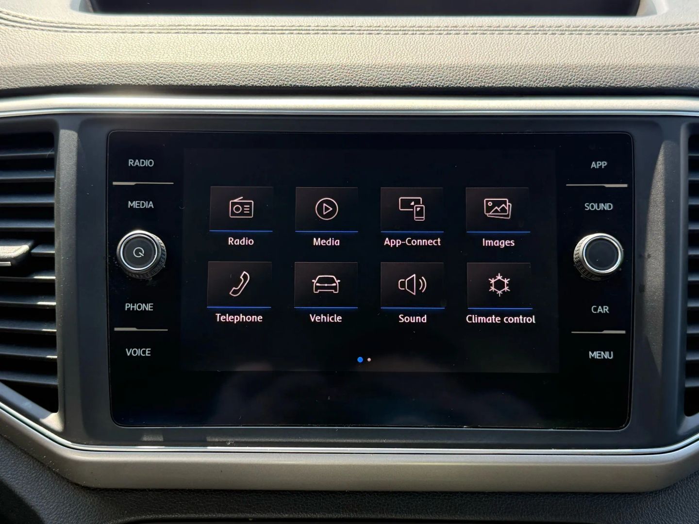 2019 Volkswagen Atlas - Image 42