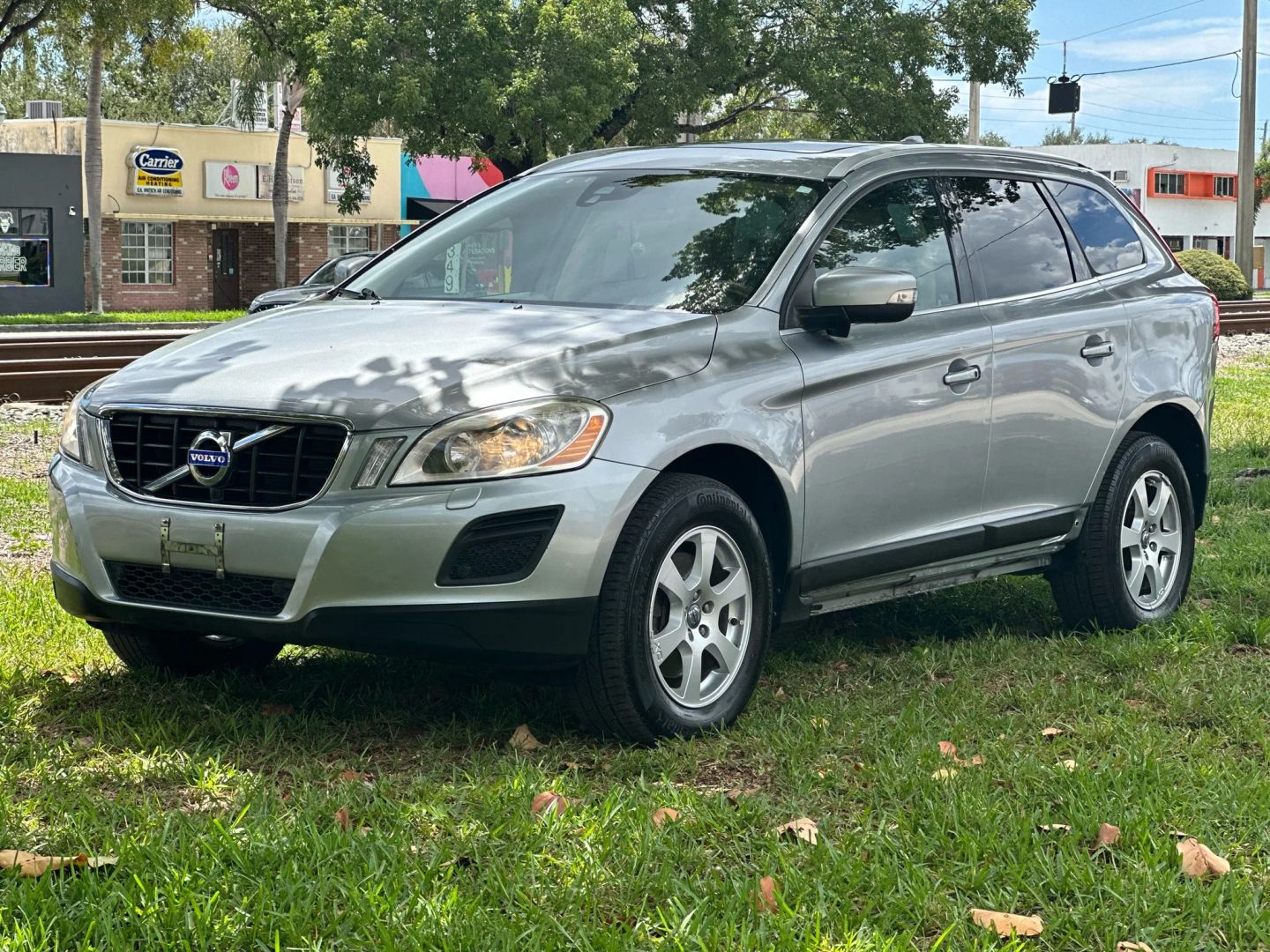 Used 2012 Volvo XC60 3.2 with VIN YV4940DZ1C2297841 for sale in Hollywood, FL