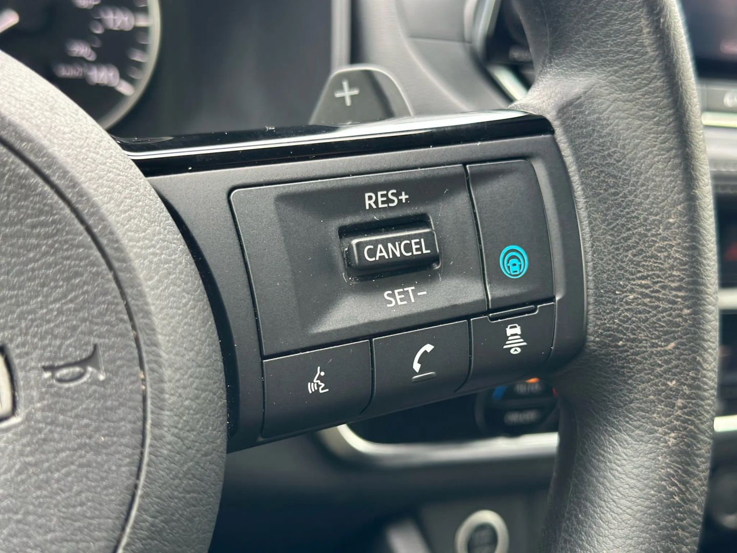 2022 NISSAN ROGUE SUV 3-CYL, TURBO, 1.5 LITER SV SPORT UTILITY 4D