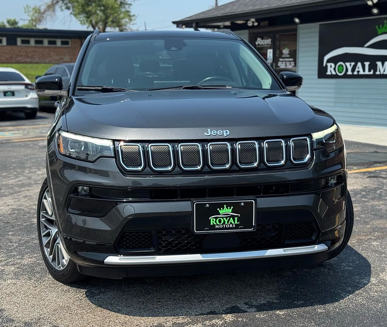 2022 Jeep Compass - Image 3