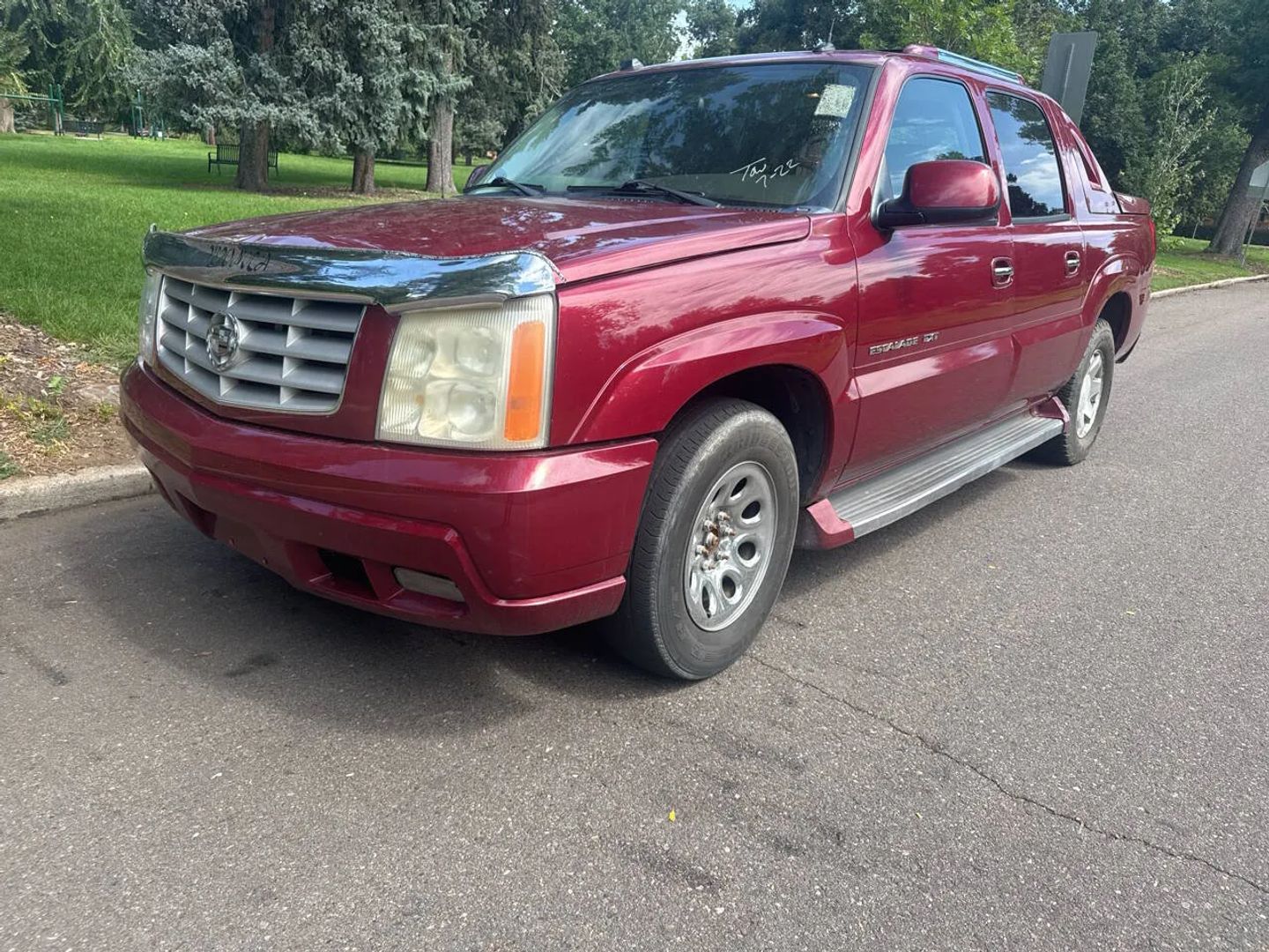 2005 Cadillac Escalade EXT Base
