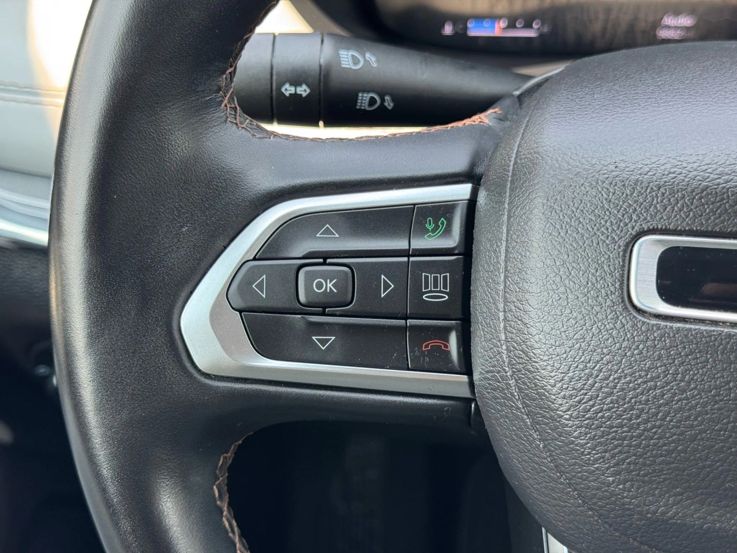 2022 Jeep Compass - Image 22
