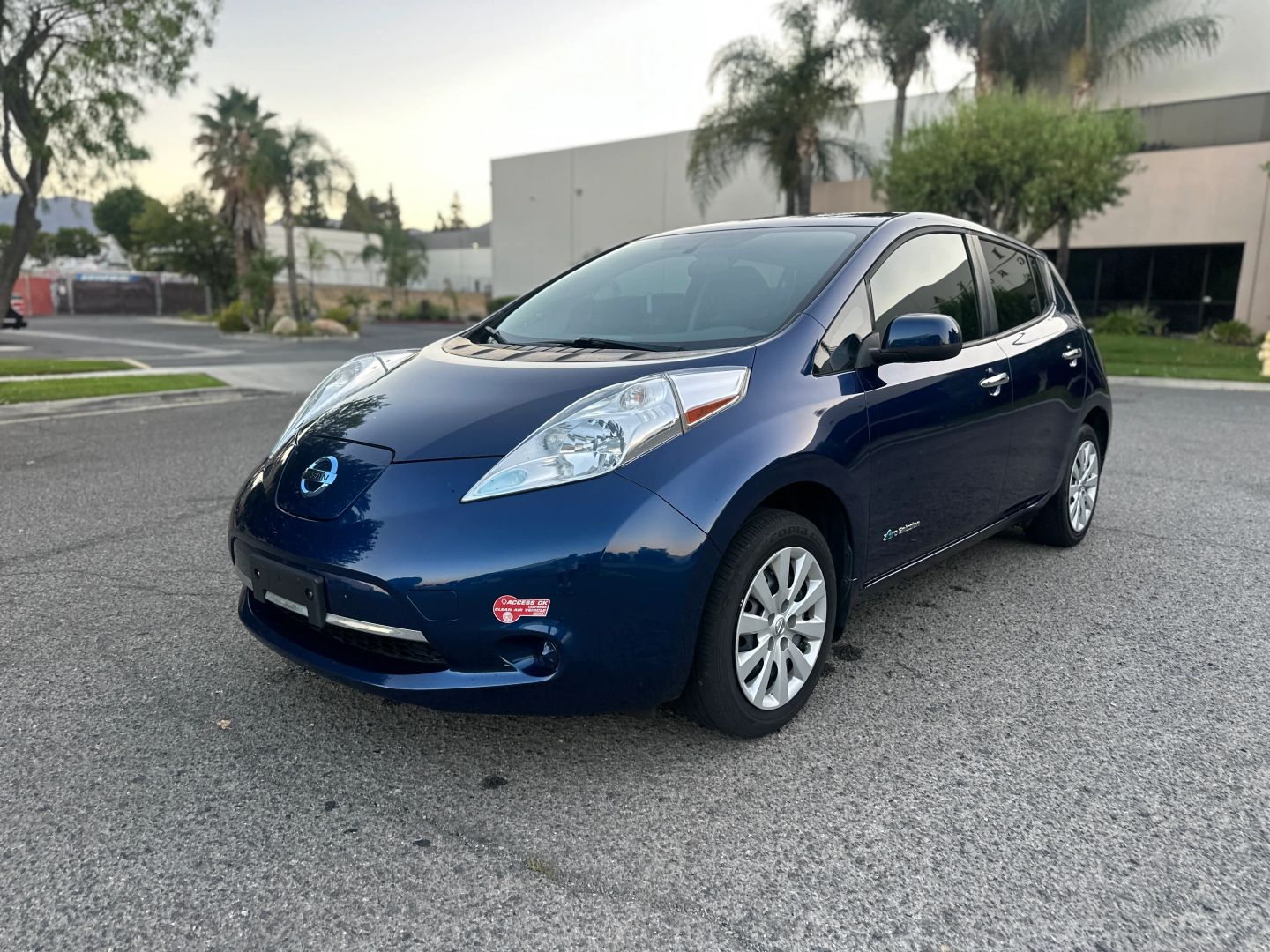 2017 Nissan LEAF S
