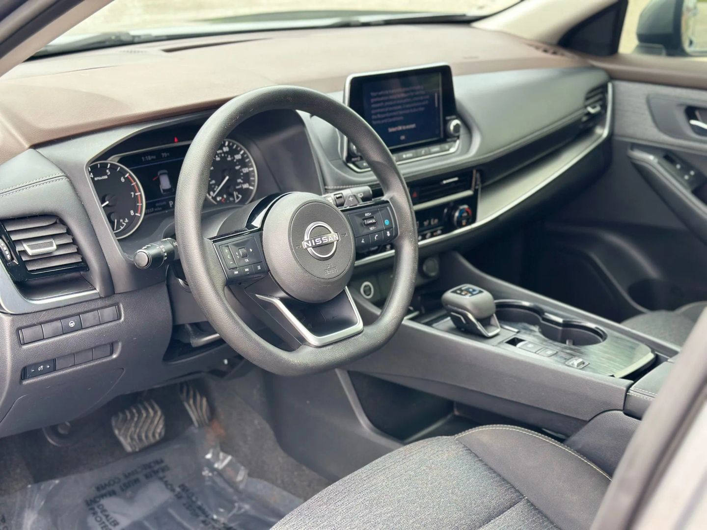 2022 NISSAN ROGUE SUV 3-CYL, TURBO, 1.5 LITER SV SPORT UTILITY 4D