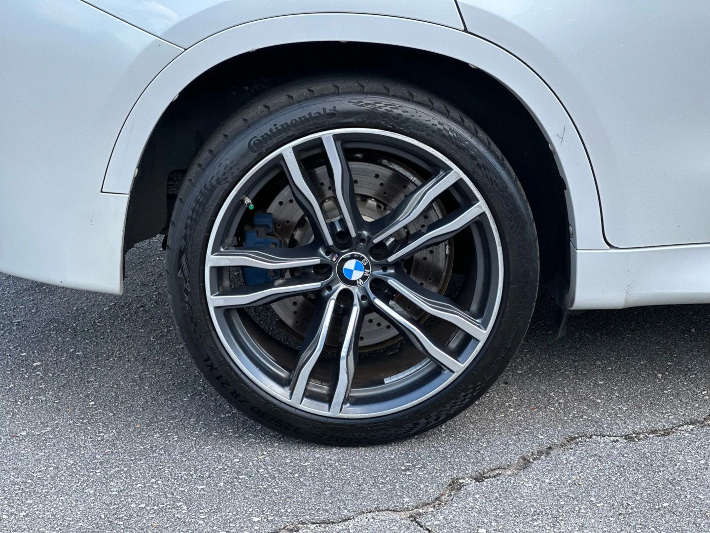 2017 BMW X6 M SUV V8, TWIN TURBO, 4.4 LITER SPORT UTILITY 4D
