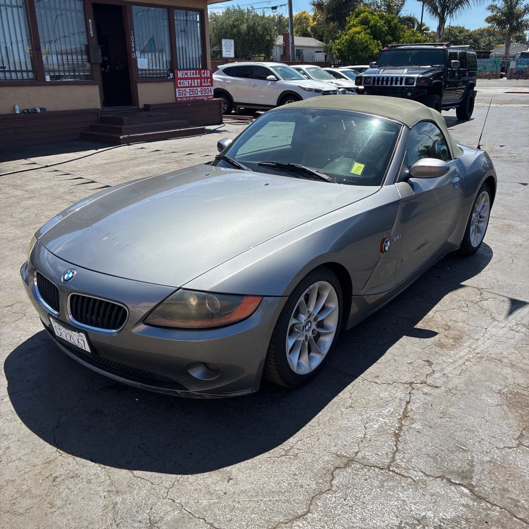 2003 BMW Z4 2.5i