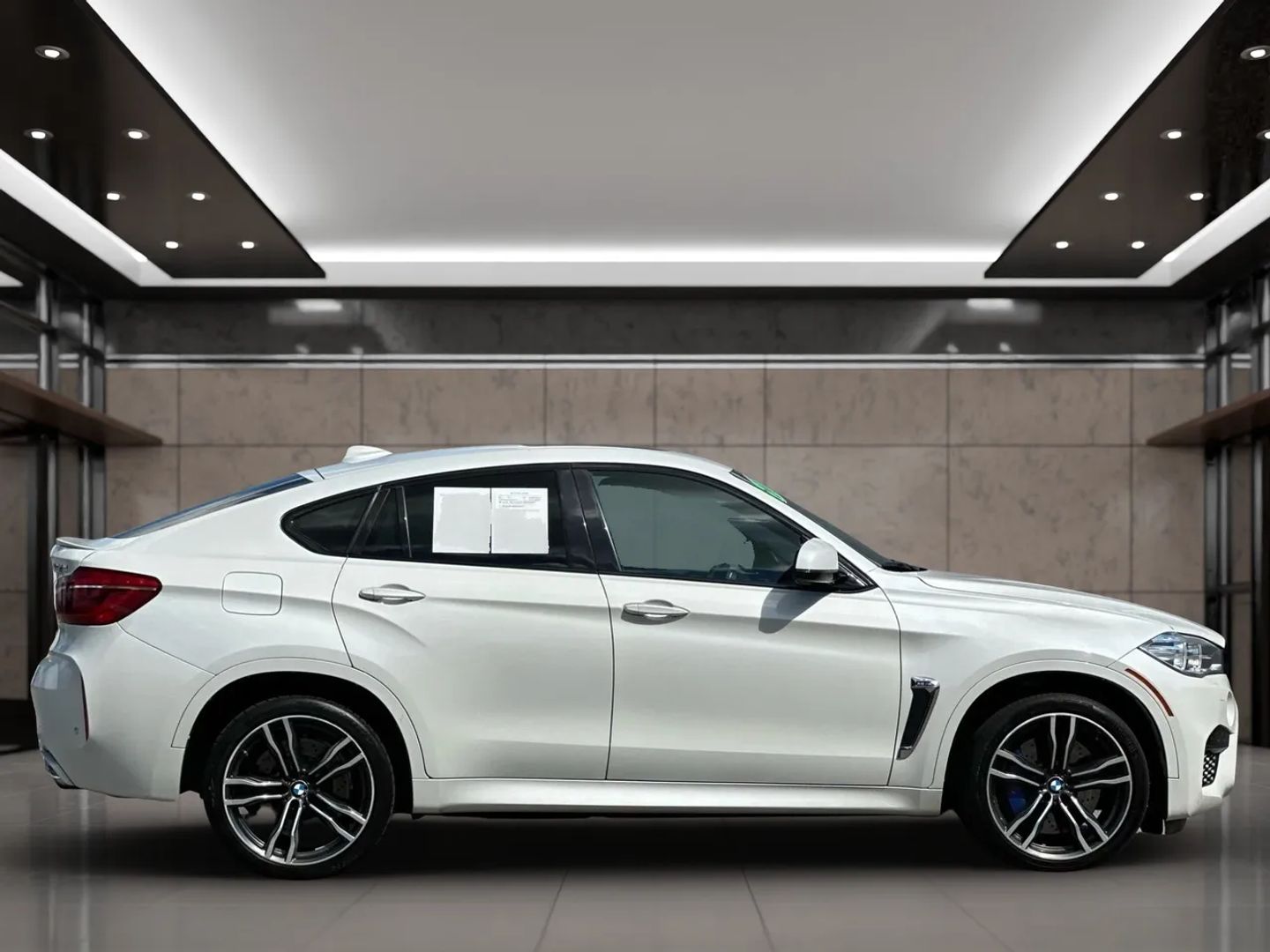 2017 BMW X6 M SUV V8, TWIN TURBO, 4.4 LITER SPORT UTILITY 4D