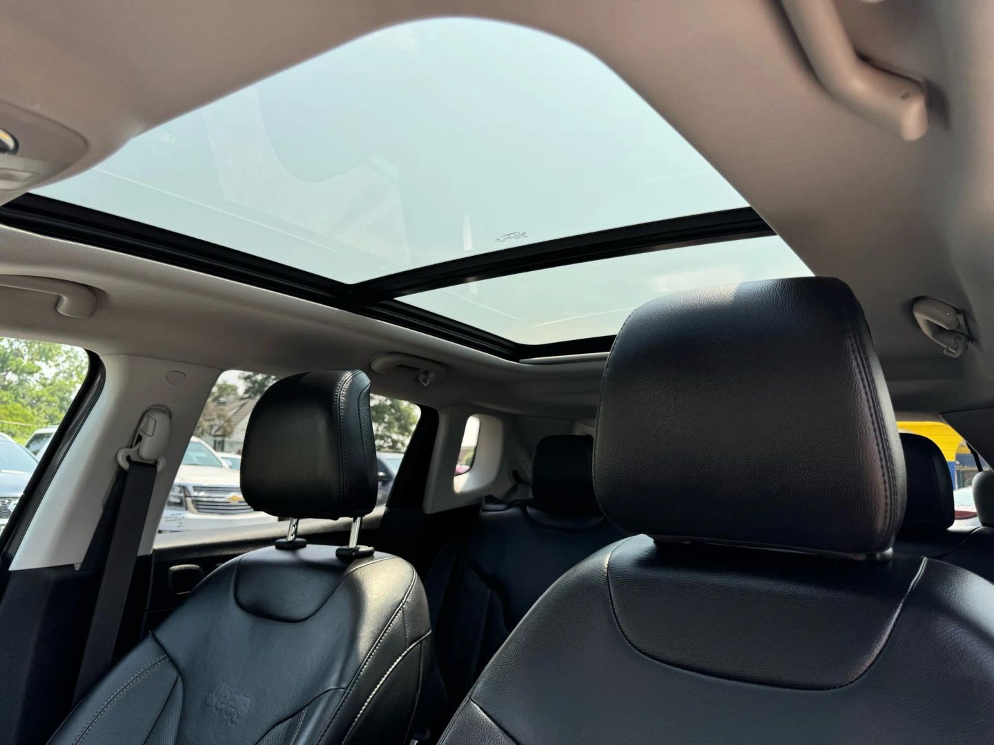 2022 Jeep Compass - Image 20
