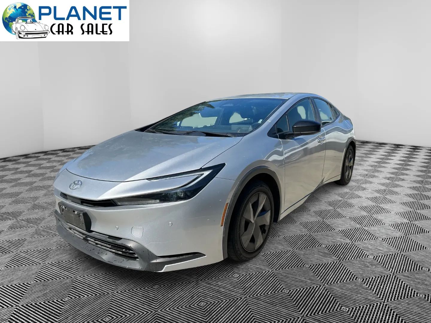 2023 Toyota Prius LE