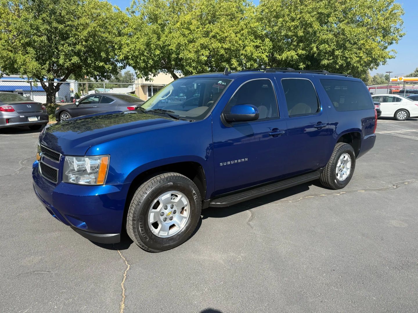 2012 Chevrolet Suburban Shield LT