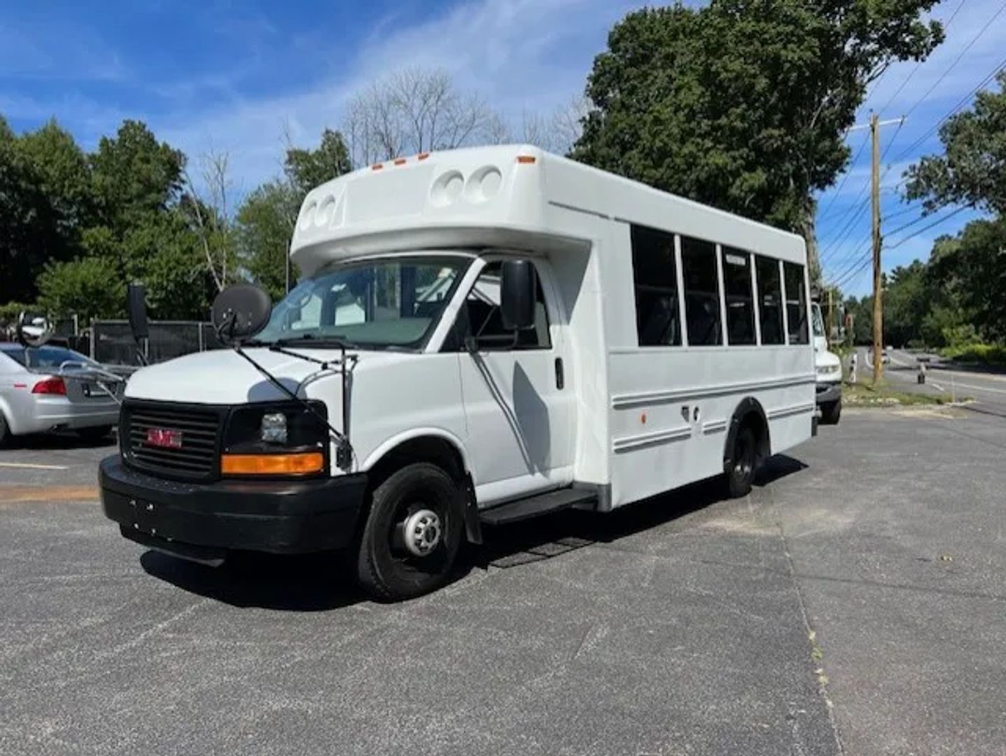 2008 GMC Savana 