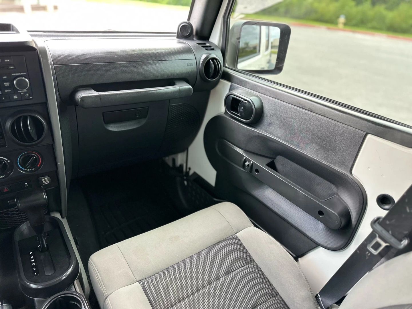2010 JEEP WRANGLER SUV V6, 3.8 LITER UNLIMITED SPORT SUV 4D