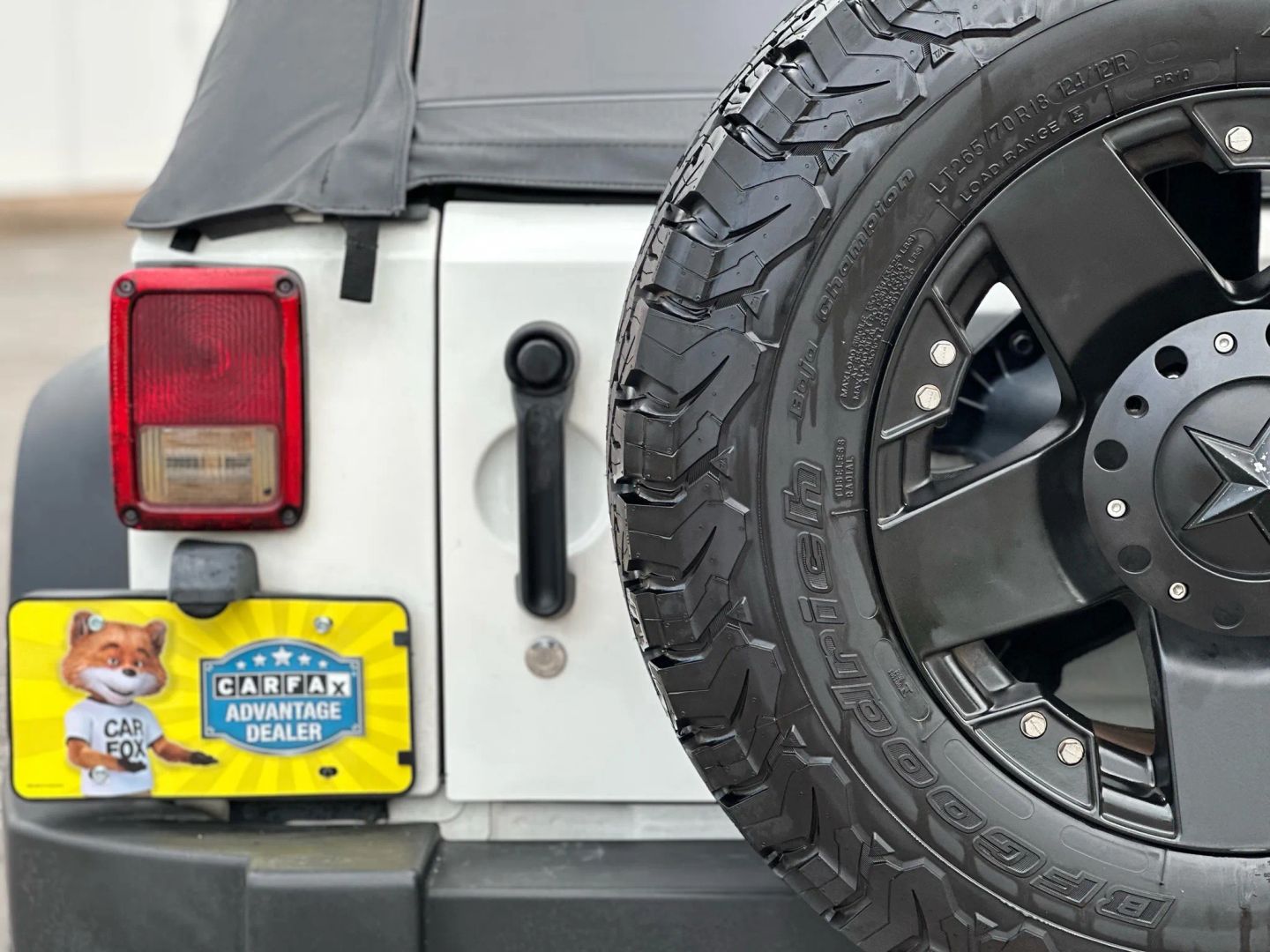 2010 JEEP WRANGLER SUV V6, 3.8 LITER UNLIMITED SPORT SUV 4D