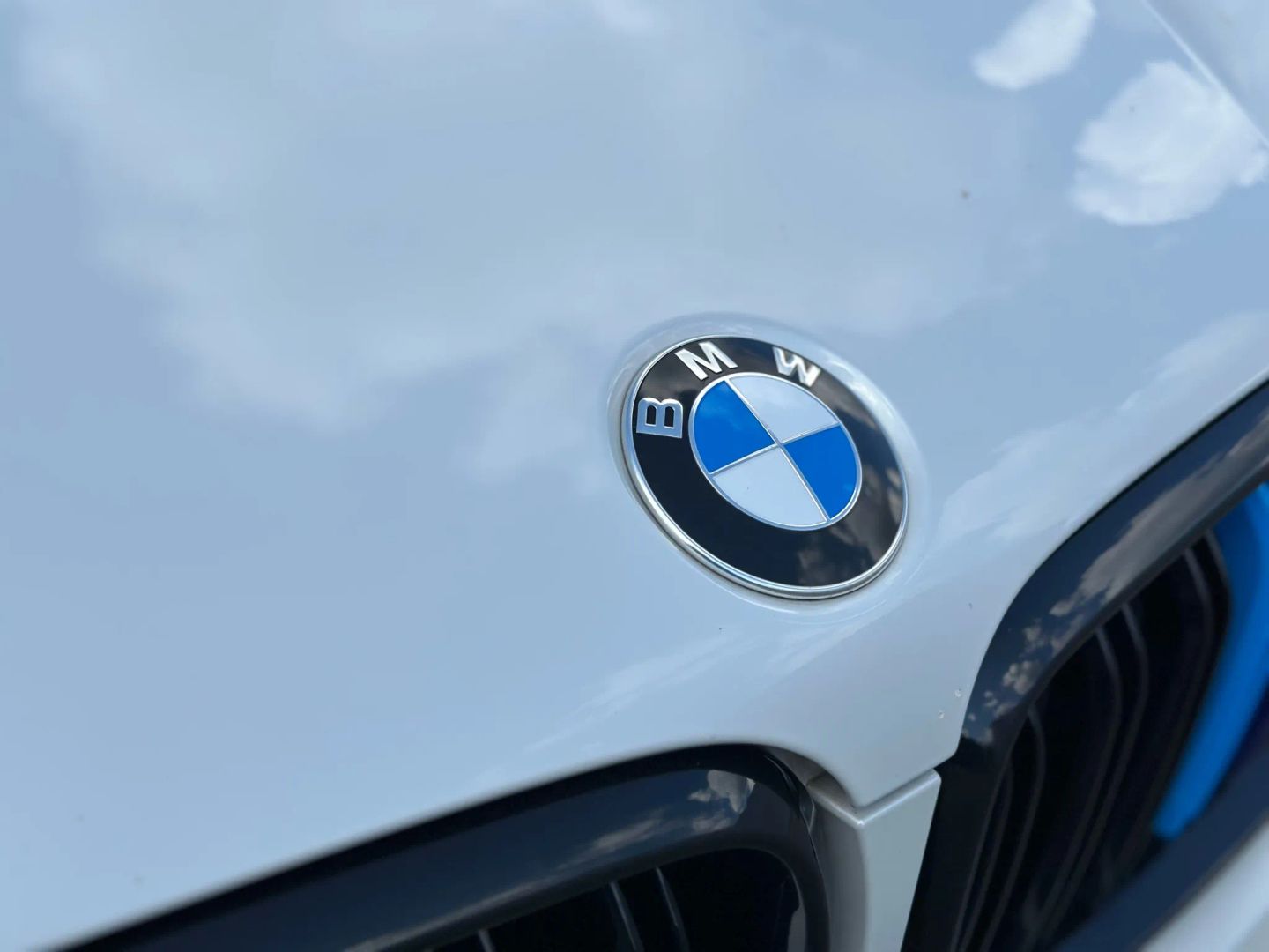 2017 BMW X6 M SUV V8, TWIN TURBO, 4.4 LITER SPORT UTILITY 4D