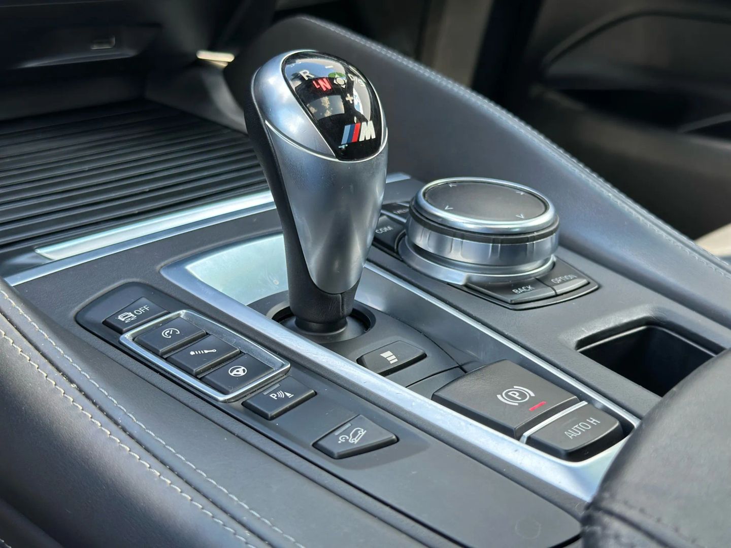 2017 BMW X6 M SUV V8, TWIN TURBO, 4.4 LITER SPORT UTILITY 4D