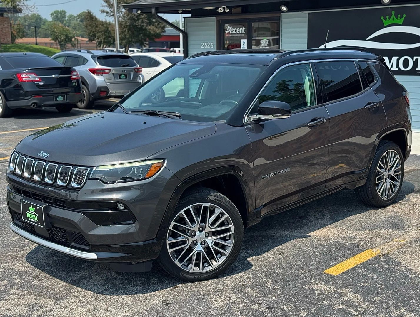 2022 Jeep Compass - Image 6