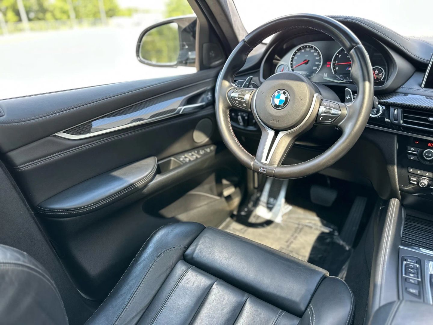 2017 BMW X6 M SUV V8, TWIN TURBO, 4.4 LITER SPORT UTILITY 4D