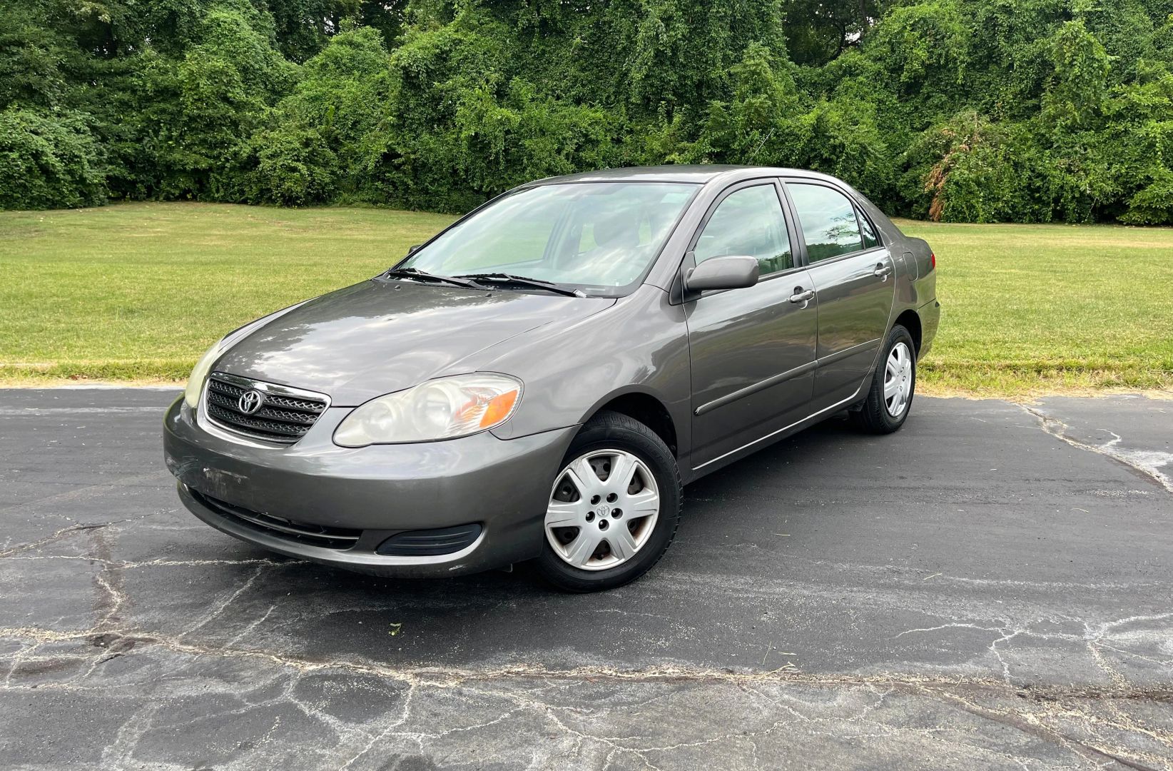 2005 Toyota Corolla LE
