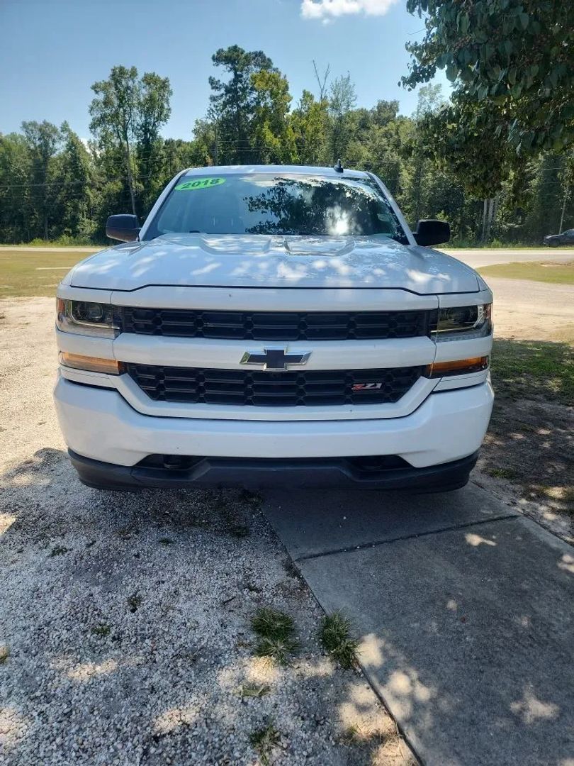 2018 Chevrolet Silverado 1500 Custom