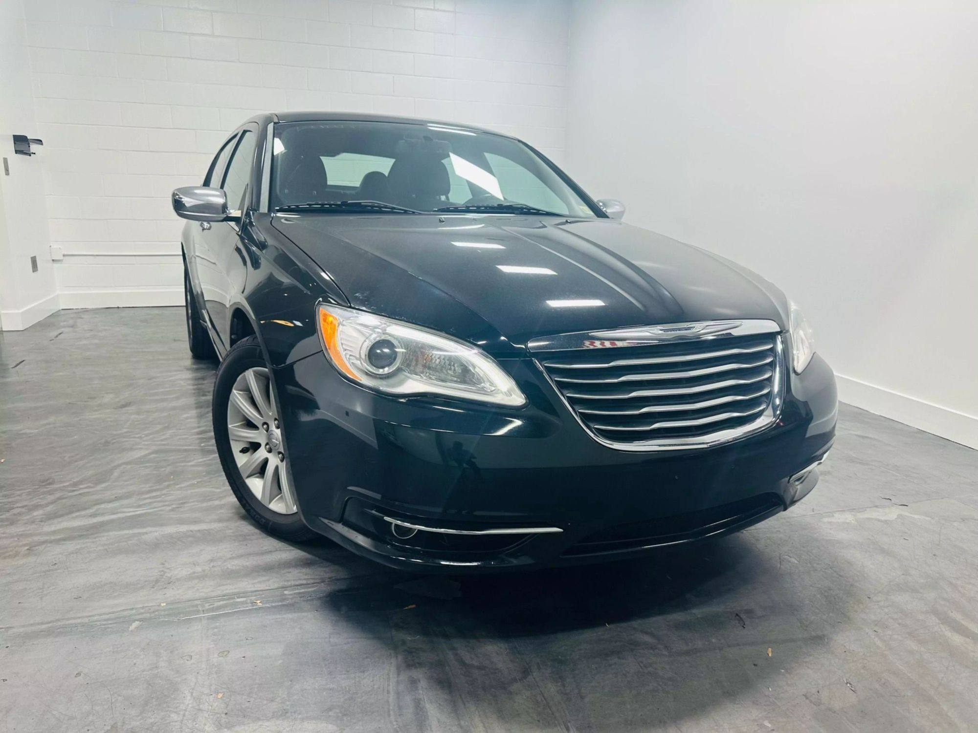 2013 Chrysler 200