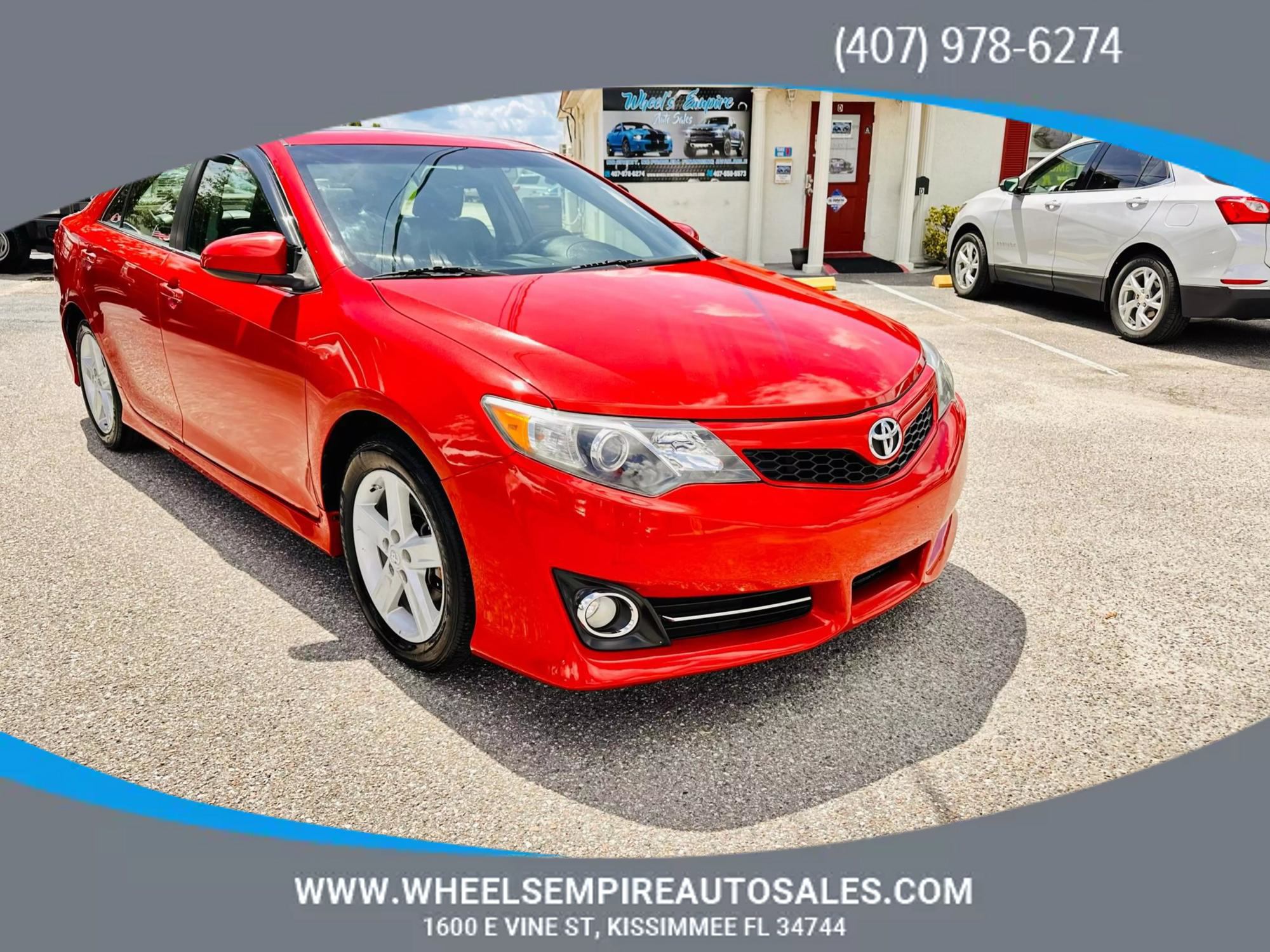 2012 Toyota Camry SE photo 40