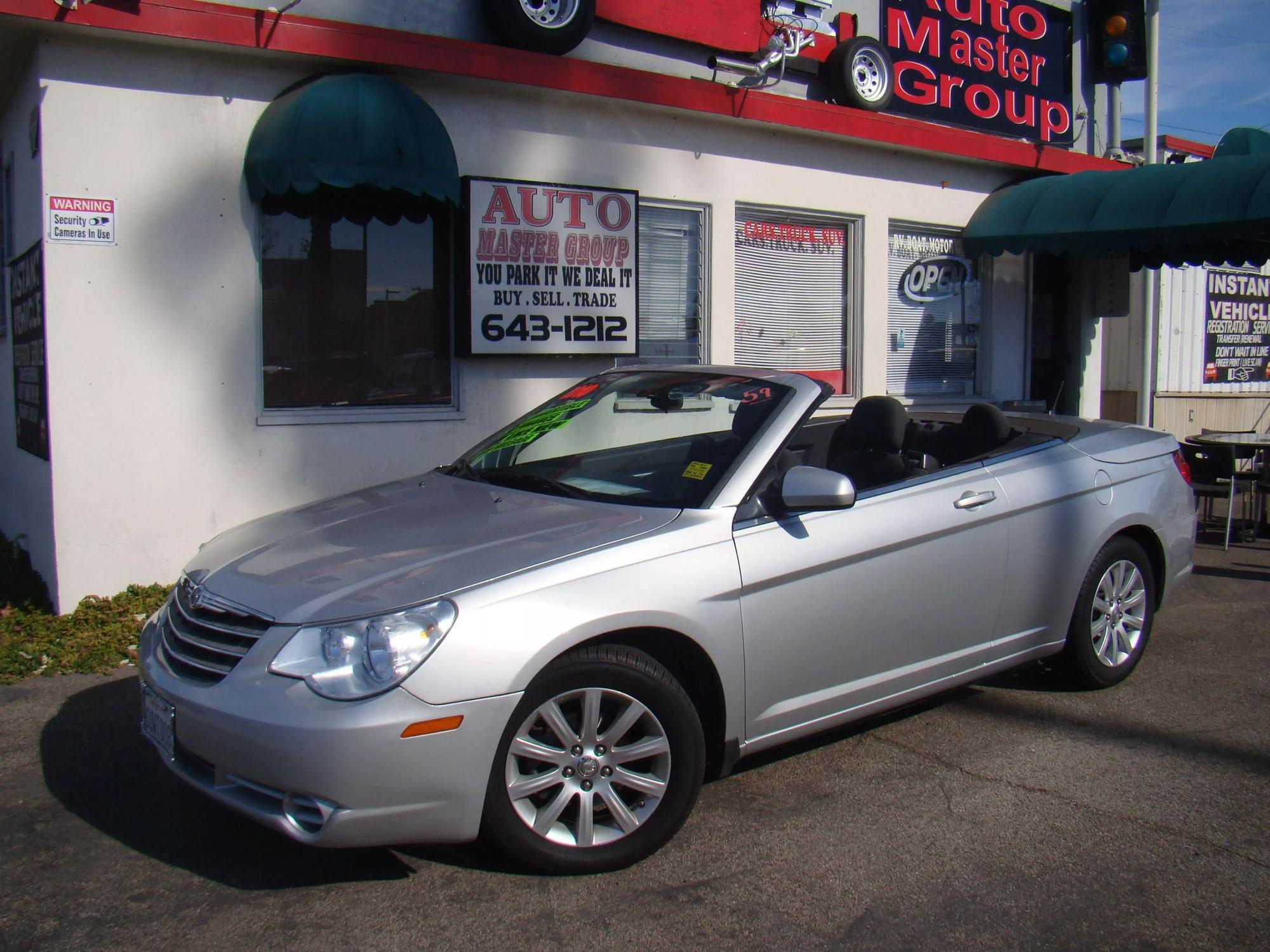 2010 Chrysler Sebring Touring photo 26