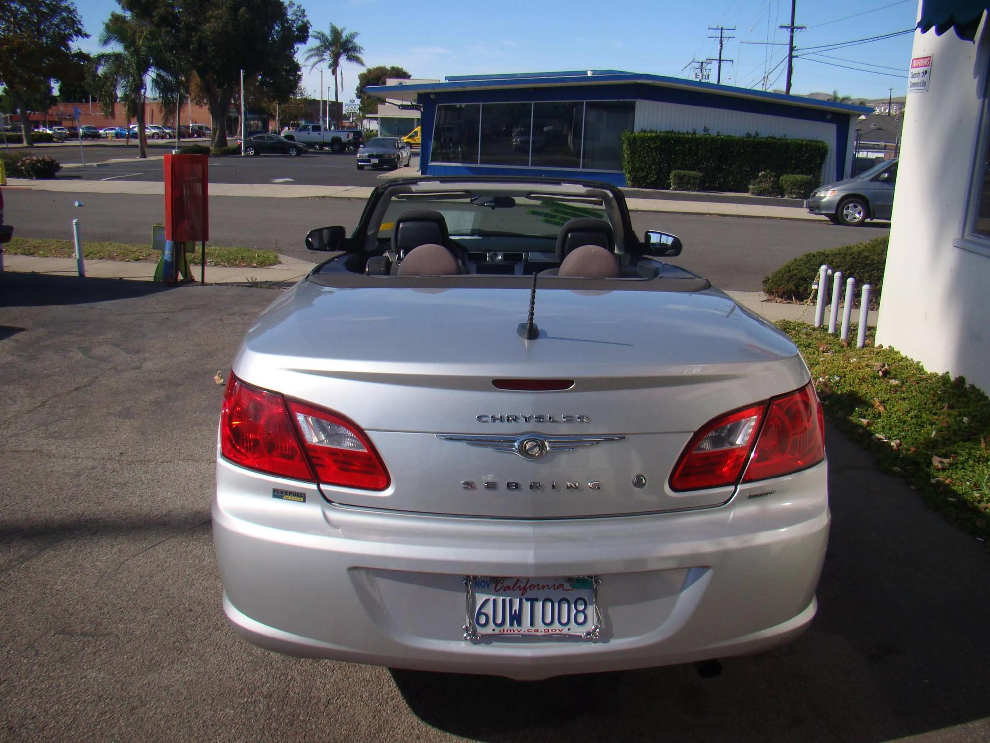 2010 Chrysler Sebring Touring photo 29