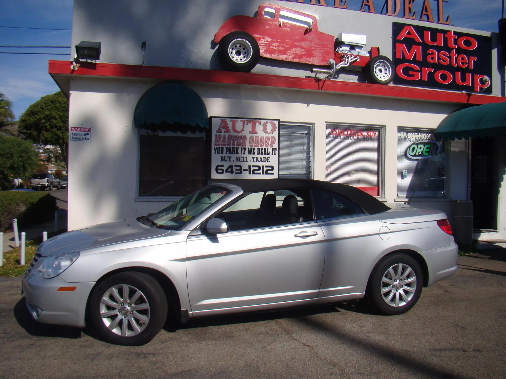 2010 Chrysler Sebring Touring photo 21