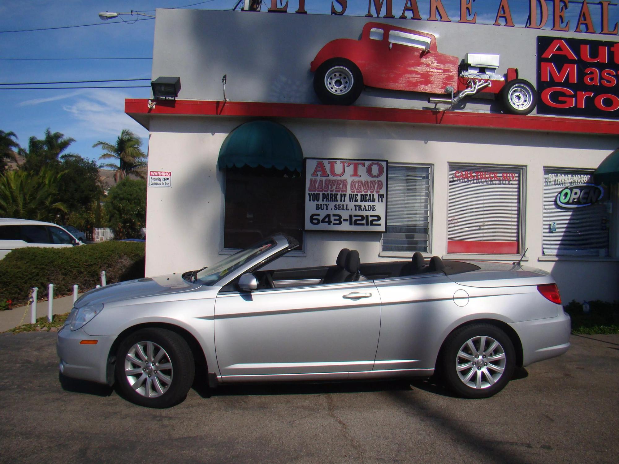 2010 Chrysler Sebring Touring photo 25