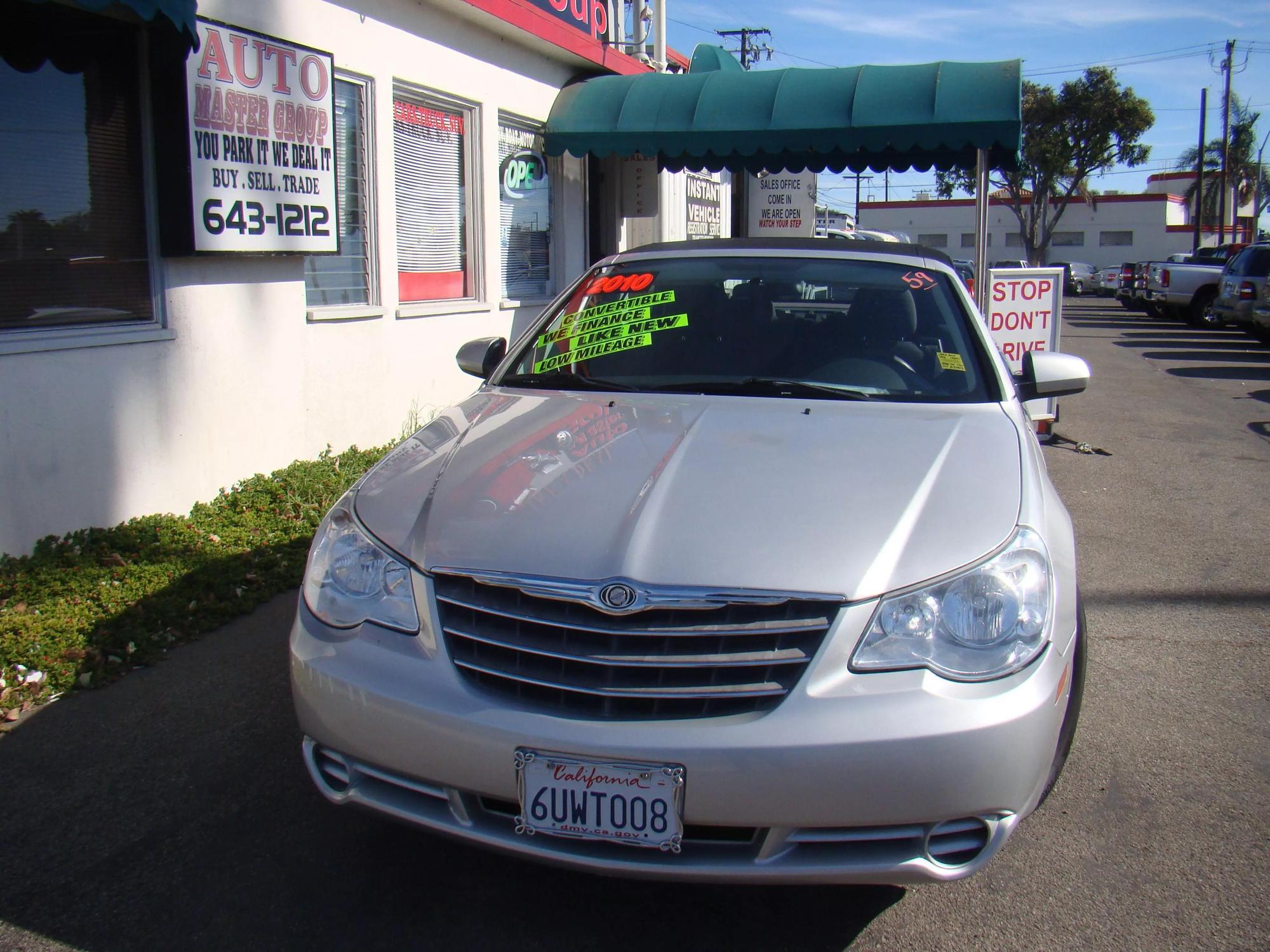 2010 Chrysler Sebring Touring photo 23