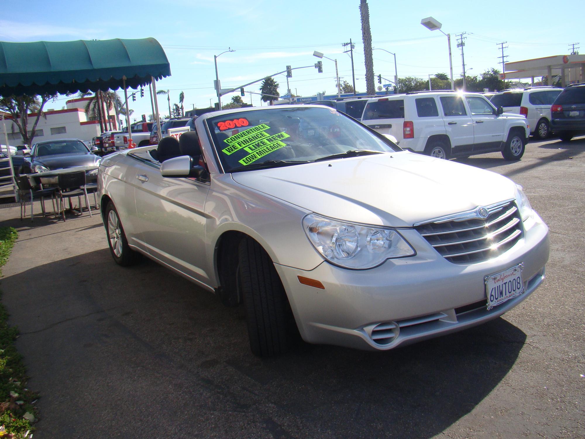 2010 Chrysler Sebring Touring photo 27