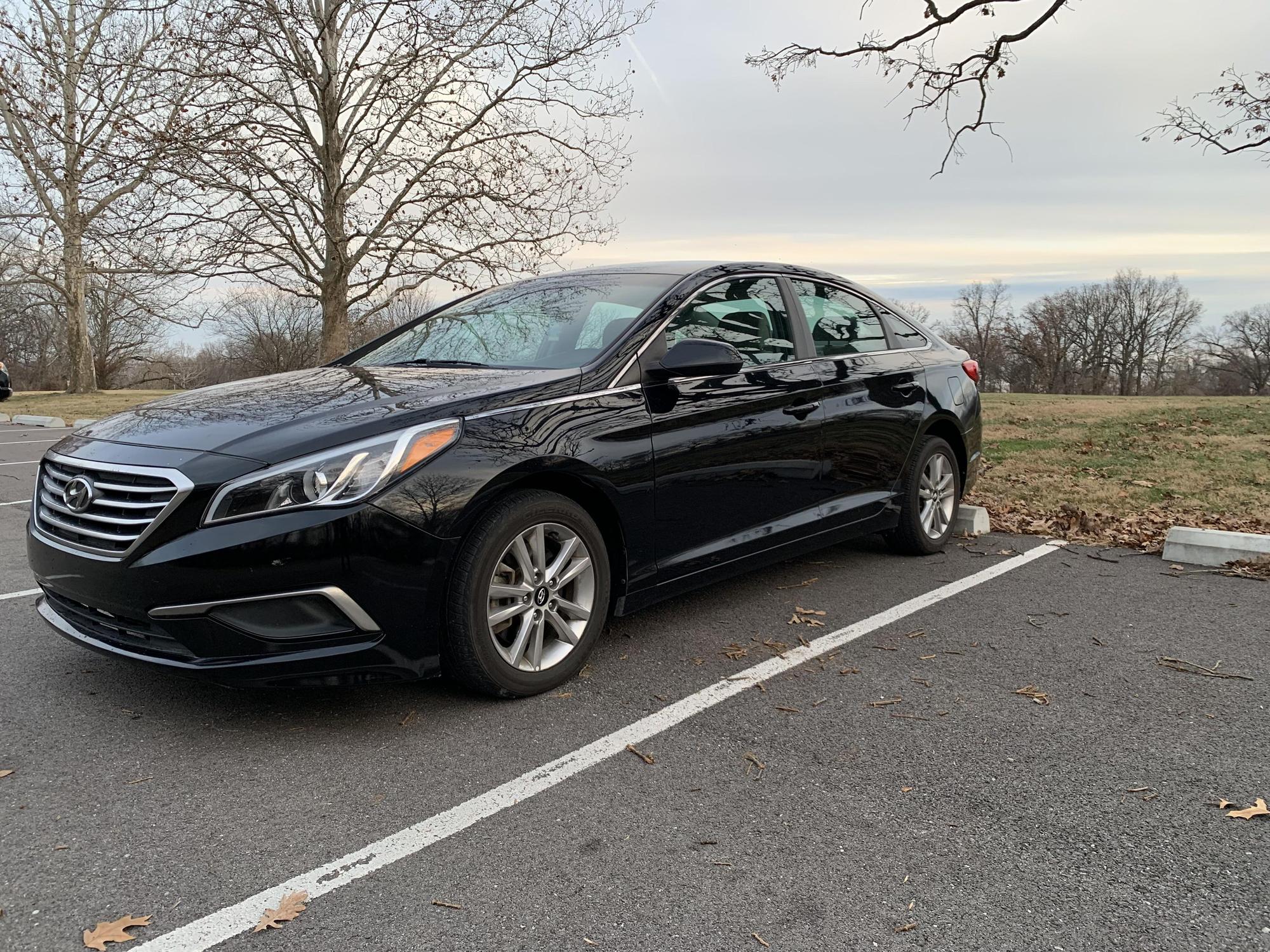 2016 Hyundai Sonata SE photo 18