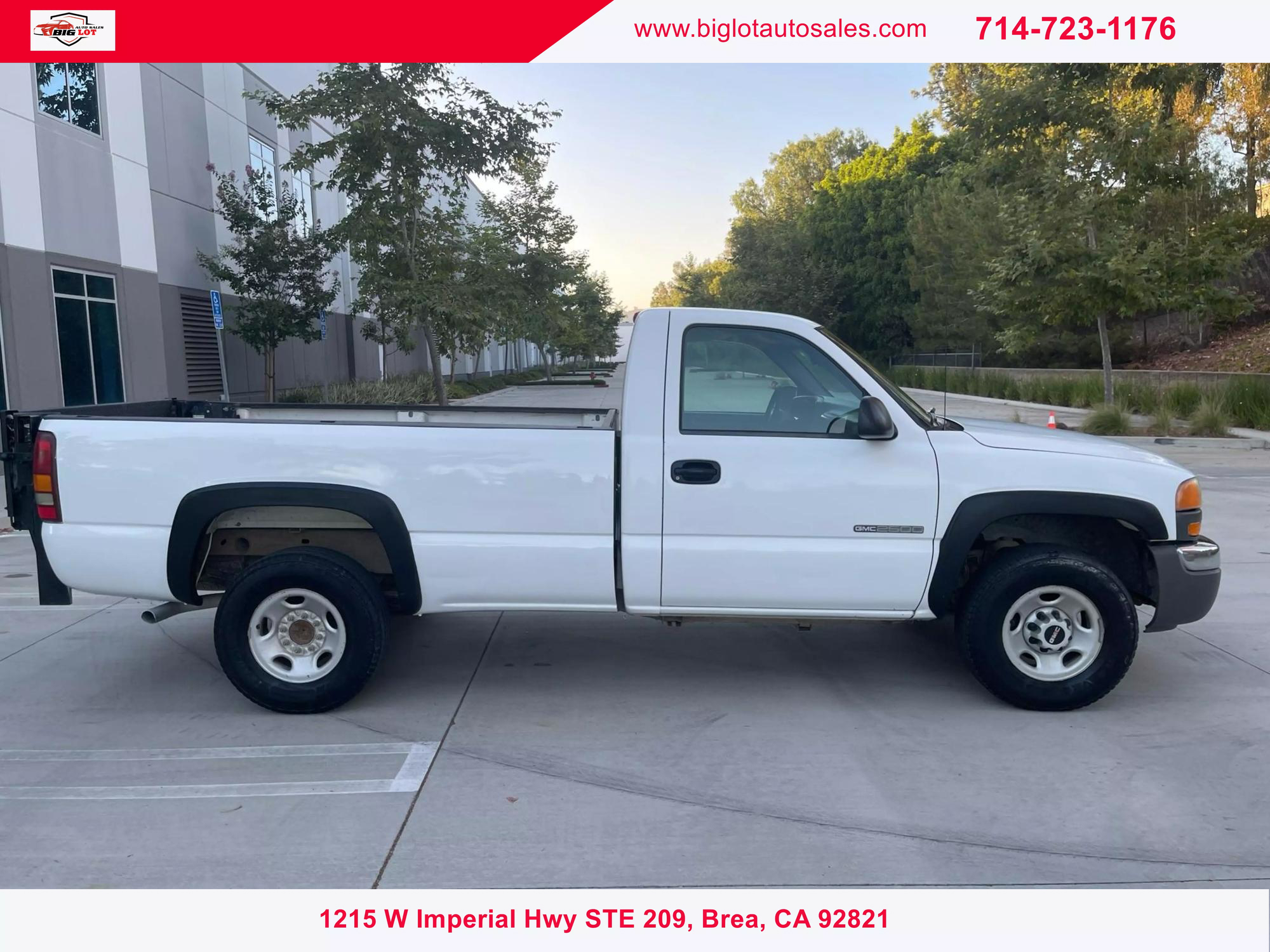 2003 GMC Sierra null photo 32