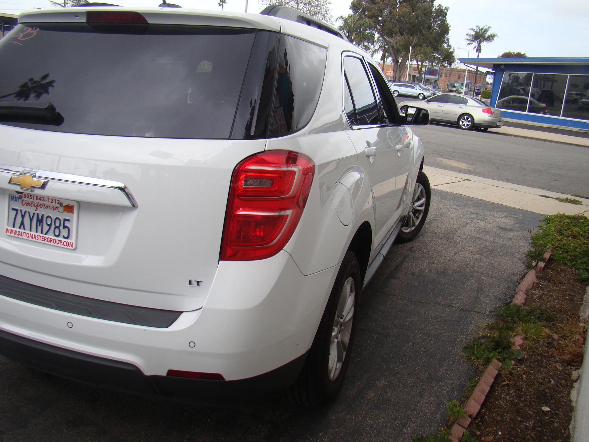 2017 Chevrolet Equinox LT photo 36