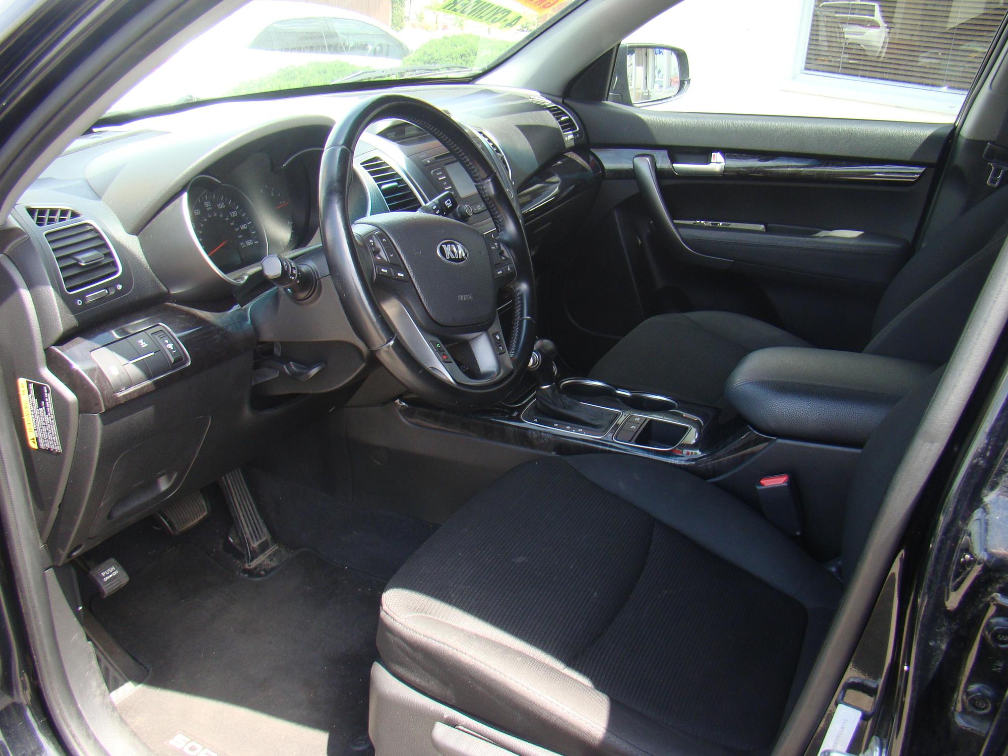 2014 Kia Sorento LX photo 63