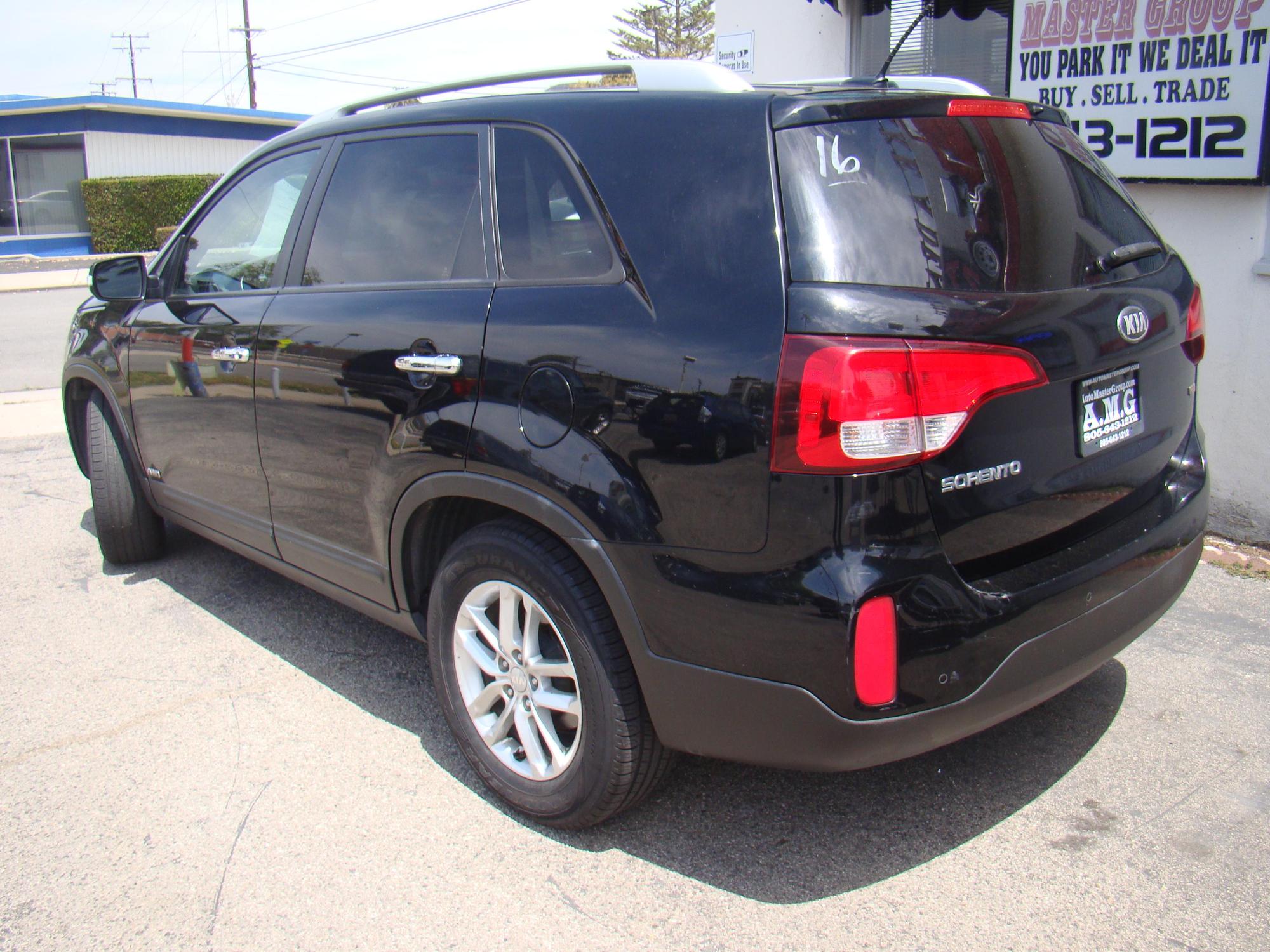 2014 Kia Sorento LX photo 44