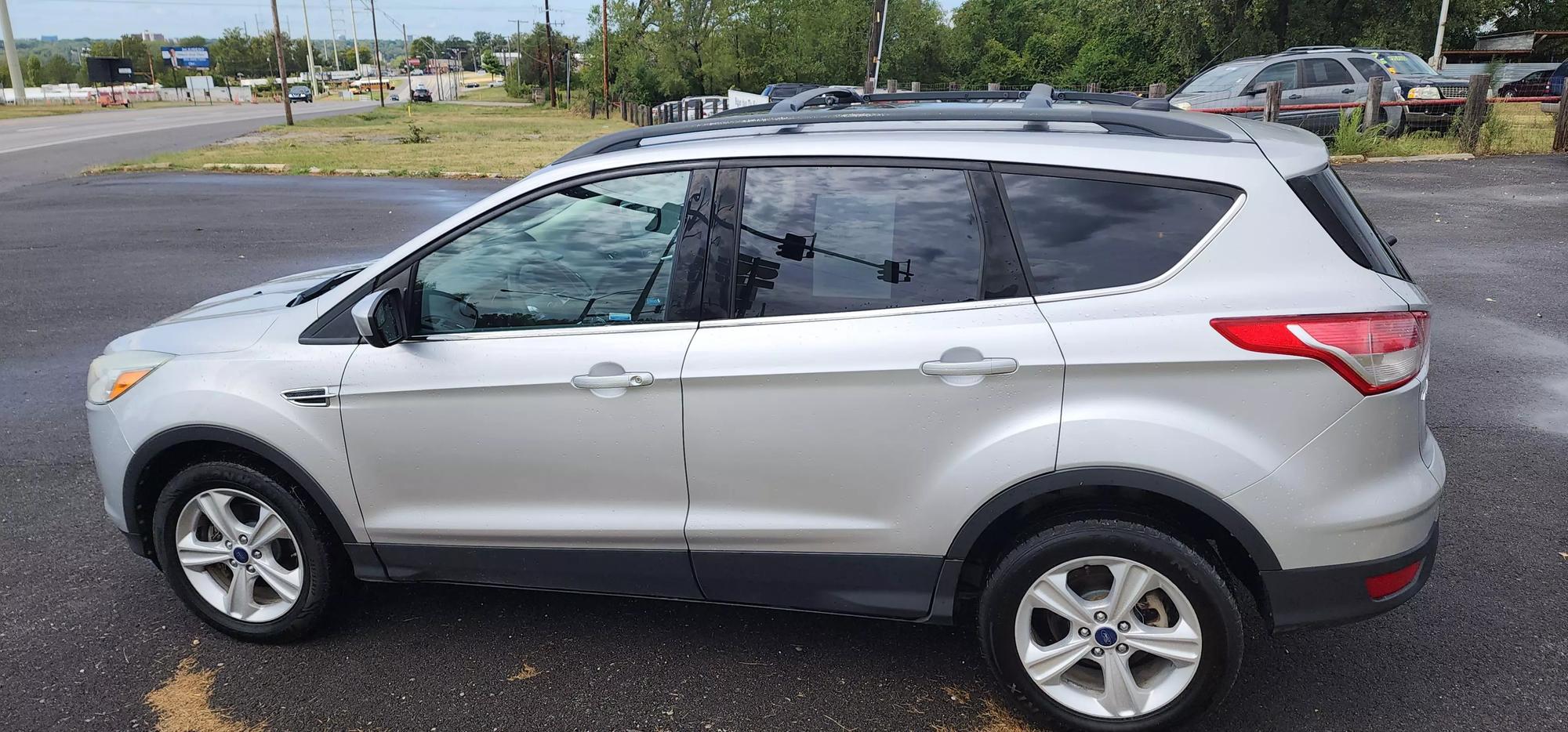 2013 Ford Escape SE photo 18