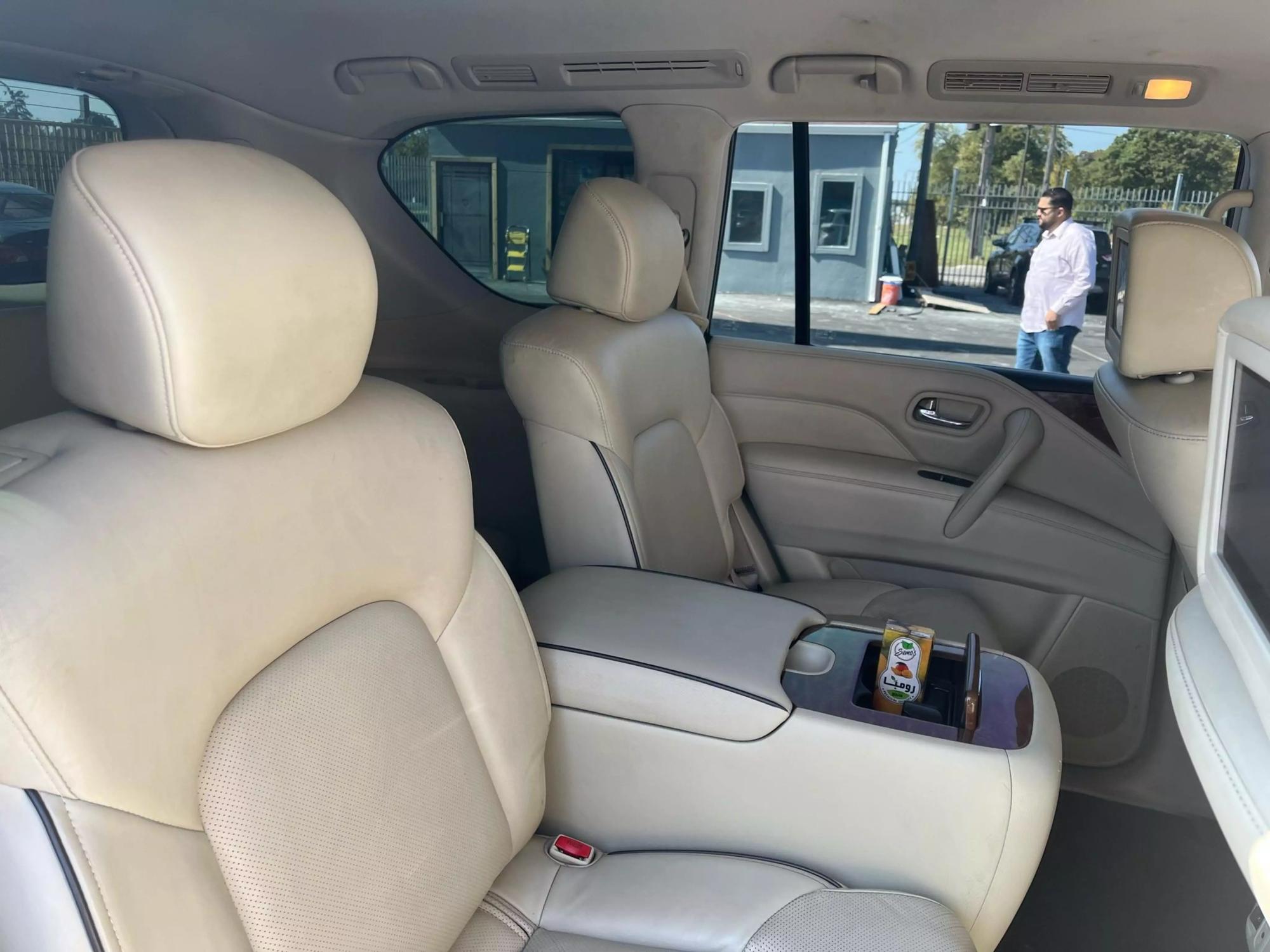 2018 INFINITI QX80 Base photo 20