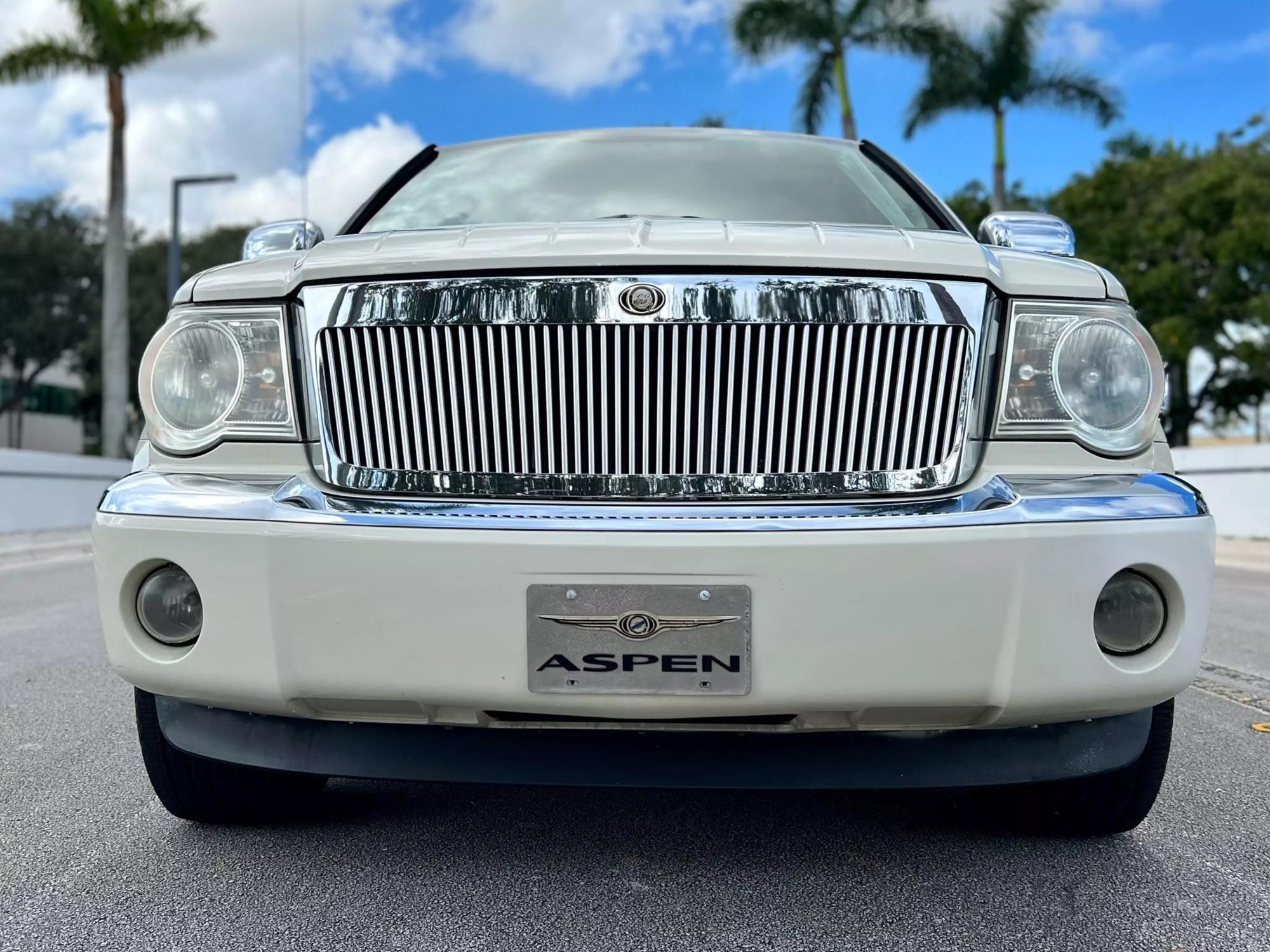 2007 Chrysler Aspen Limited photo 84