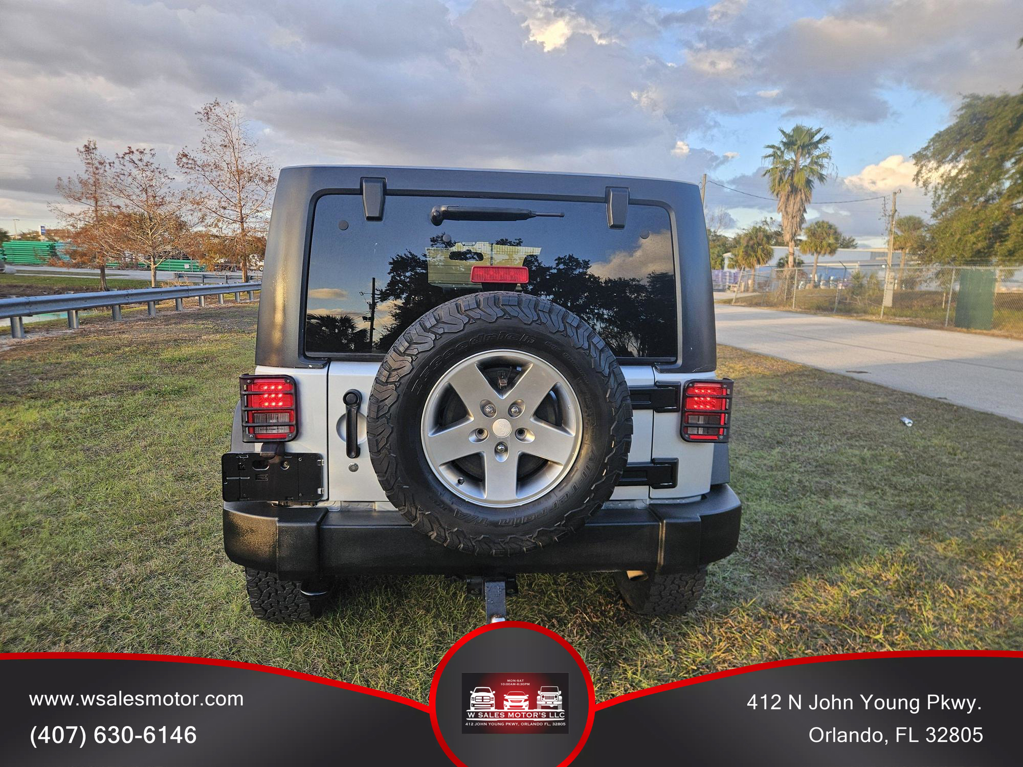 2011 Jeep Wrangler Unlimited Rubicon photo 26